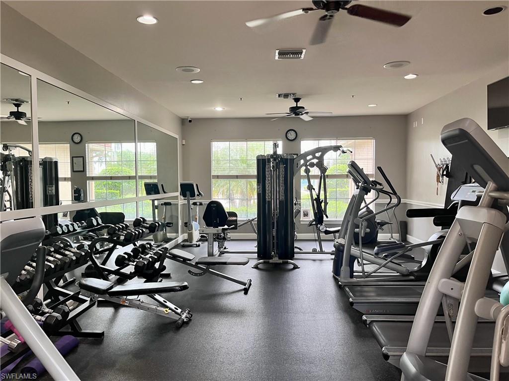 HUNTINGTON LAKES - Residential Lease