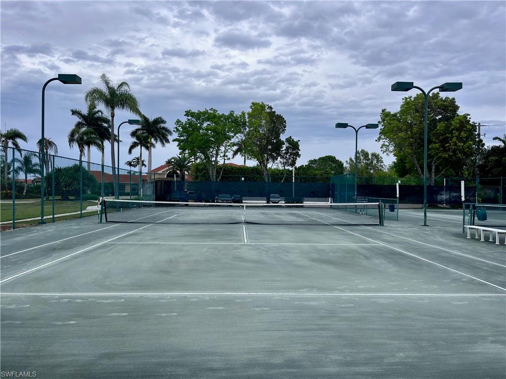 HUNTINGTON LAKES - Residential Lease