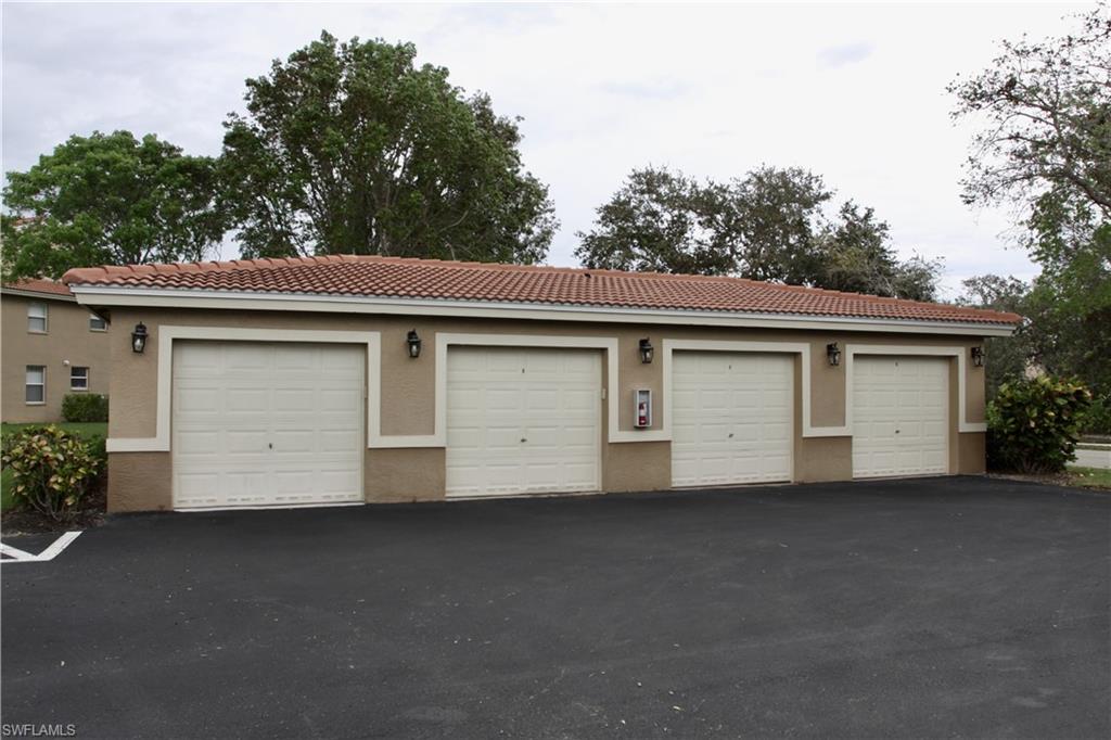 HUNTINGTON LAKES - Residential Lease