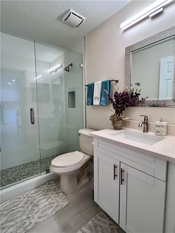 HUNTINGTON LAKES - Residential Lease