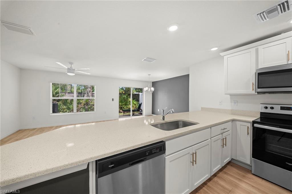 BAYSHORE COMMONS - Residential Lease