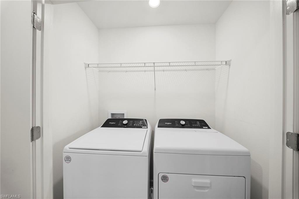 BAYSHORE COMMONS - Residential Lease