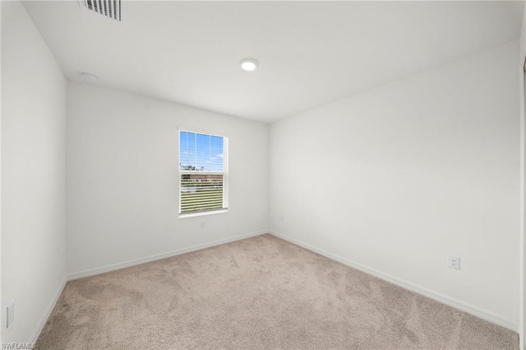 BAYSHORE COMMONS - Residential Lease