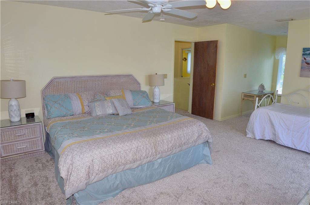 ISLAND SHORES - Residential