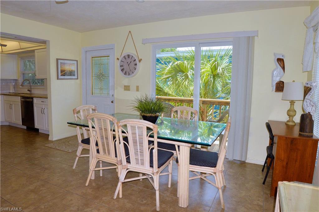 ISLAND SHORES - Residential