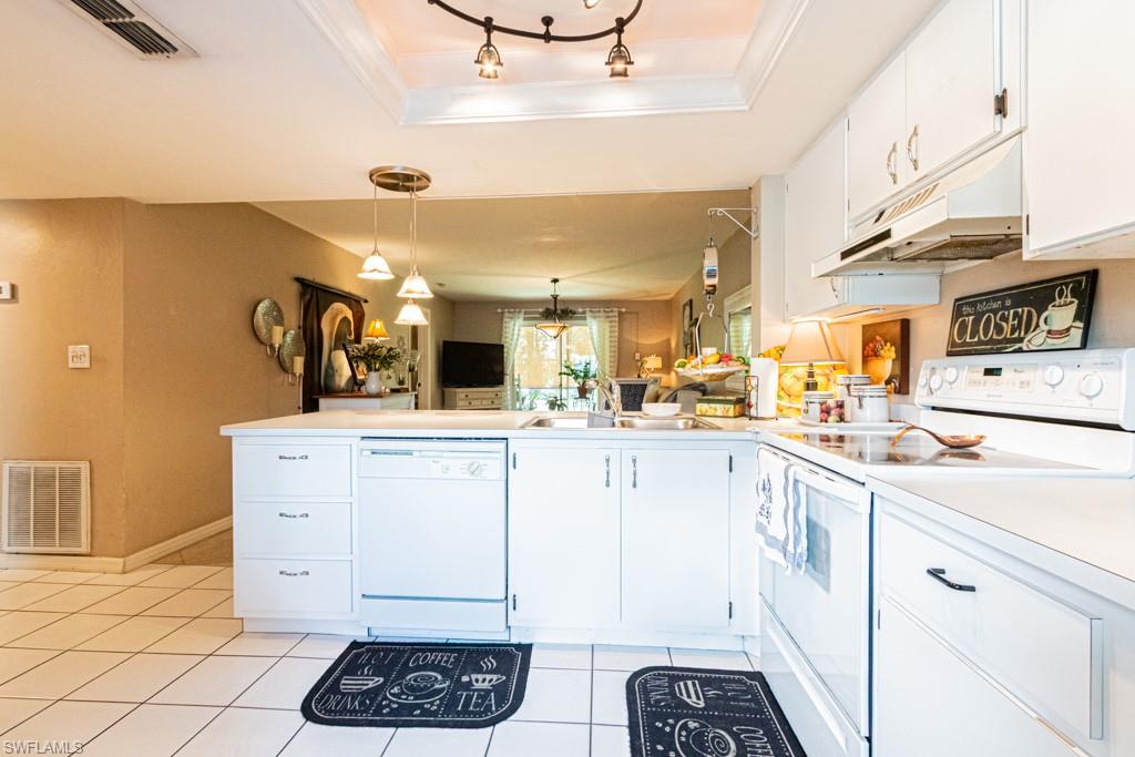 NAPLES KEEP - Residential