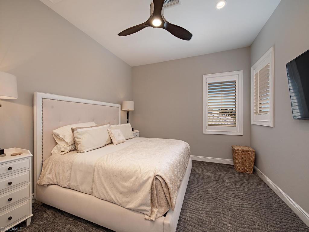 ROYAL HARBOR - Residential