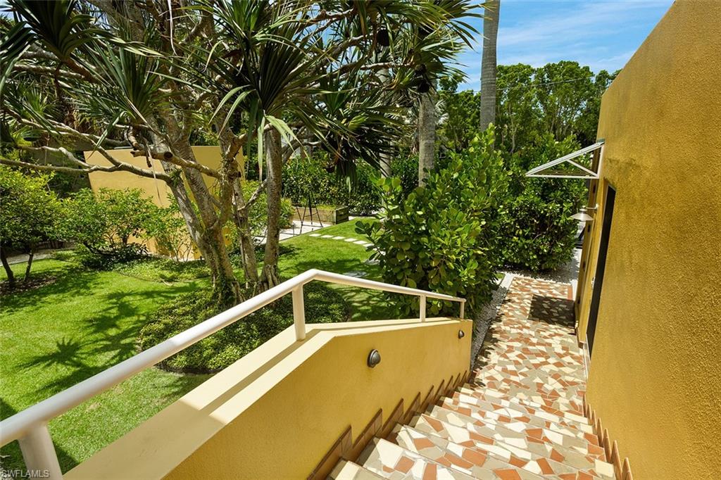 AQUALANE SHORES - Residential