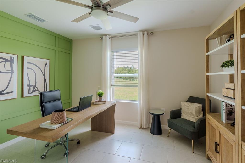 SAVANNA LAKES - Residential
