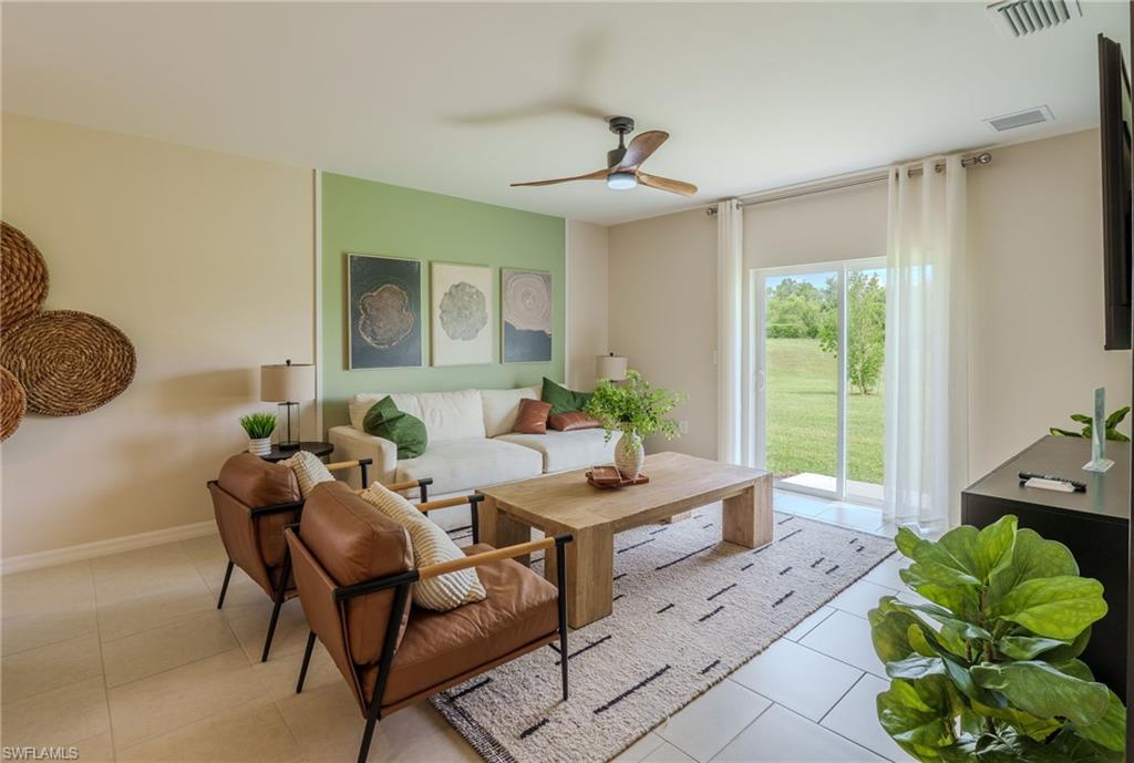 SAVANNA LAKES - Residential