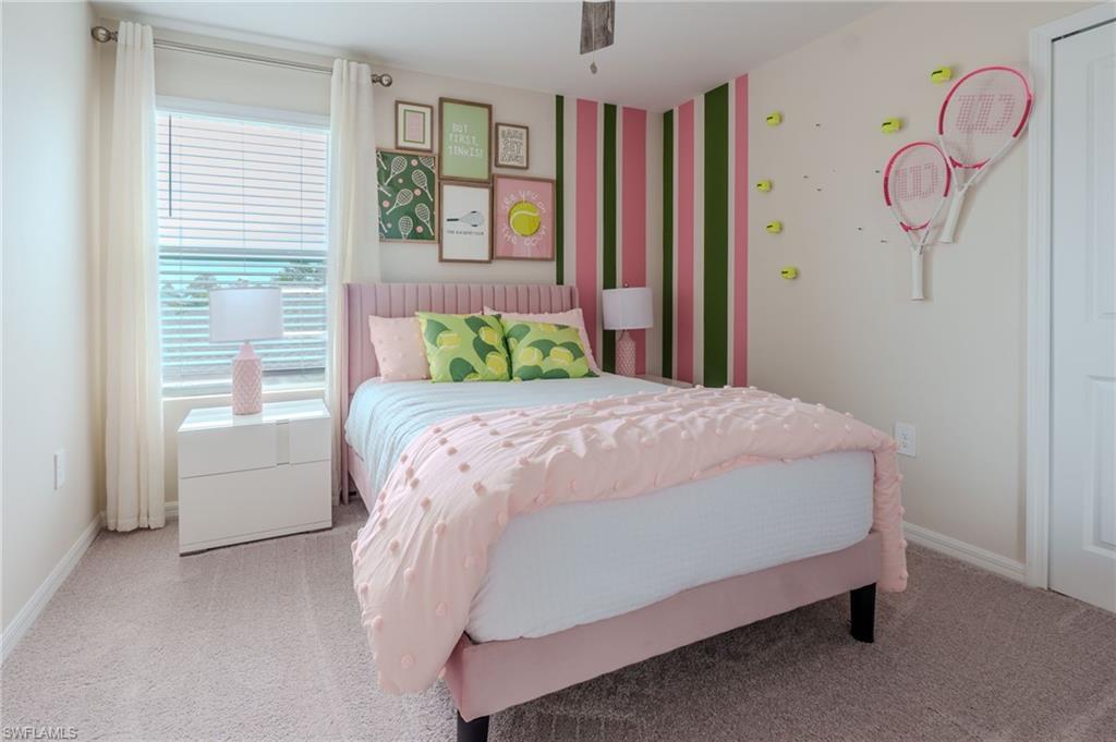 SAVANNA LAKES - Residential