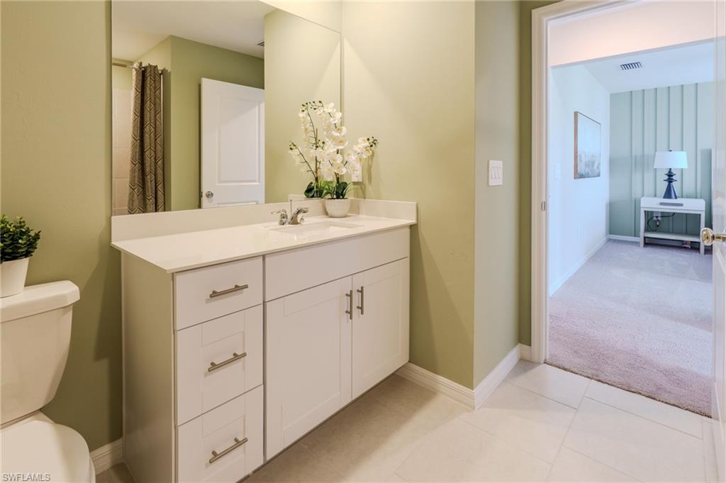 SAVANNA LAKES - Residential