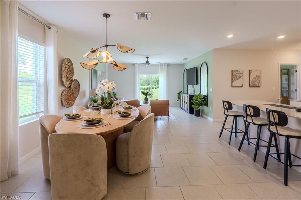 SAVANNA LAKES - Residential