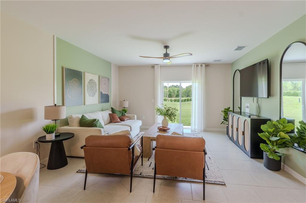 SAVANNA LAKES - Residential