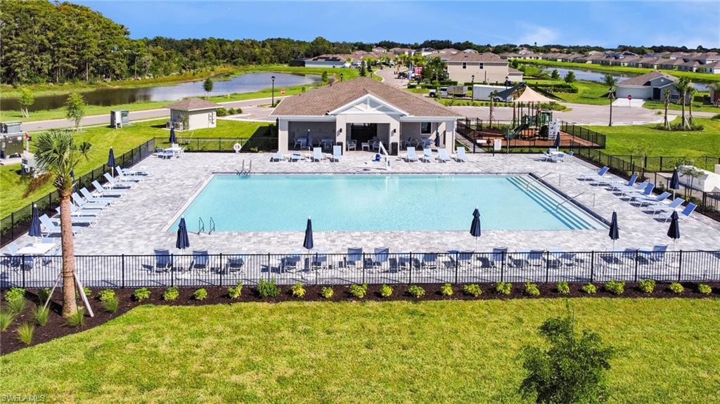 SAVANNA LAKES - Residential