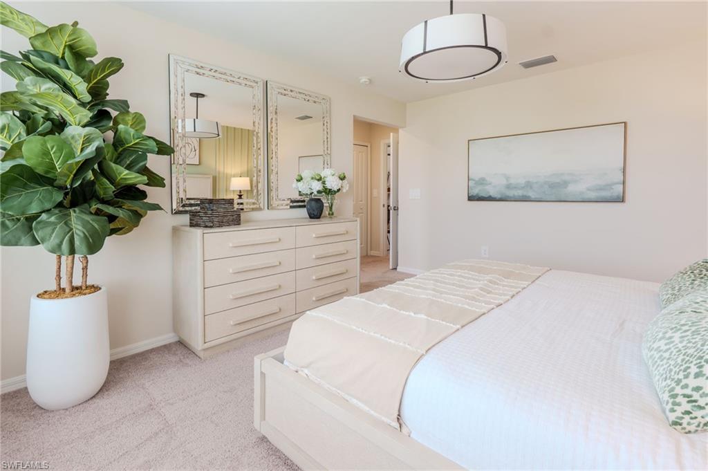 SAVANNA LAKES - Residential