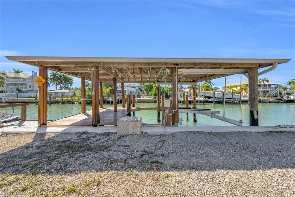ISLES OF CAPRI - Residential