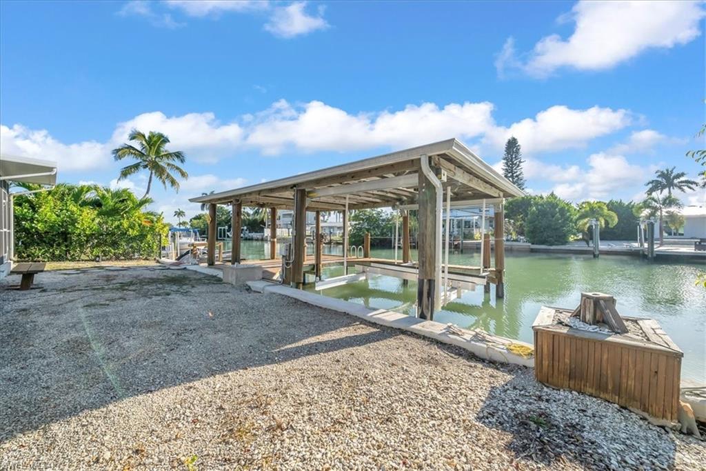 ISLES OF CAPRI - Residential