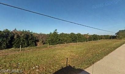 ACREAGE - Land