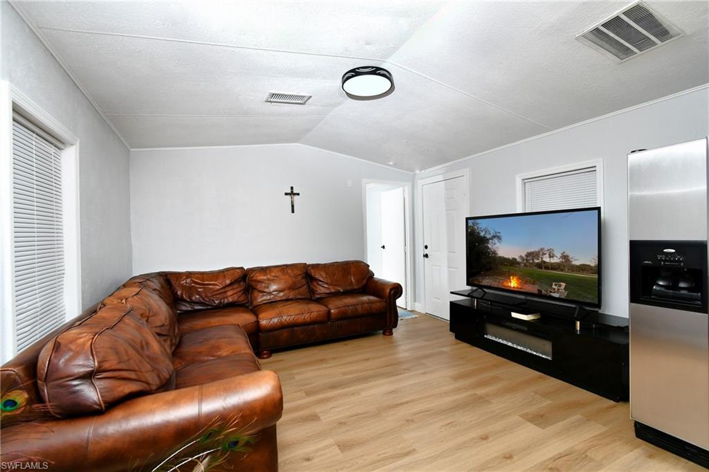 WILDCAT FARMS - Residential