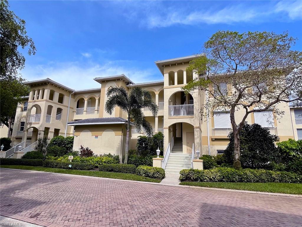 BREAKWATER - Residential