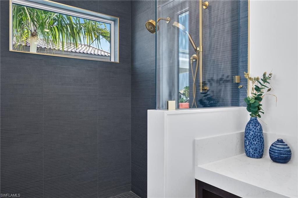 FA LANES BAYVIEW - Residential