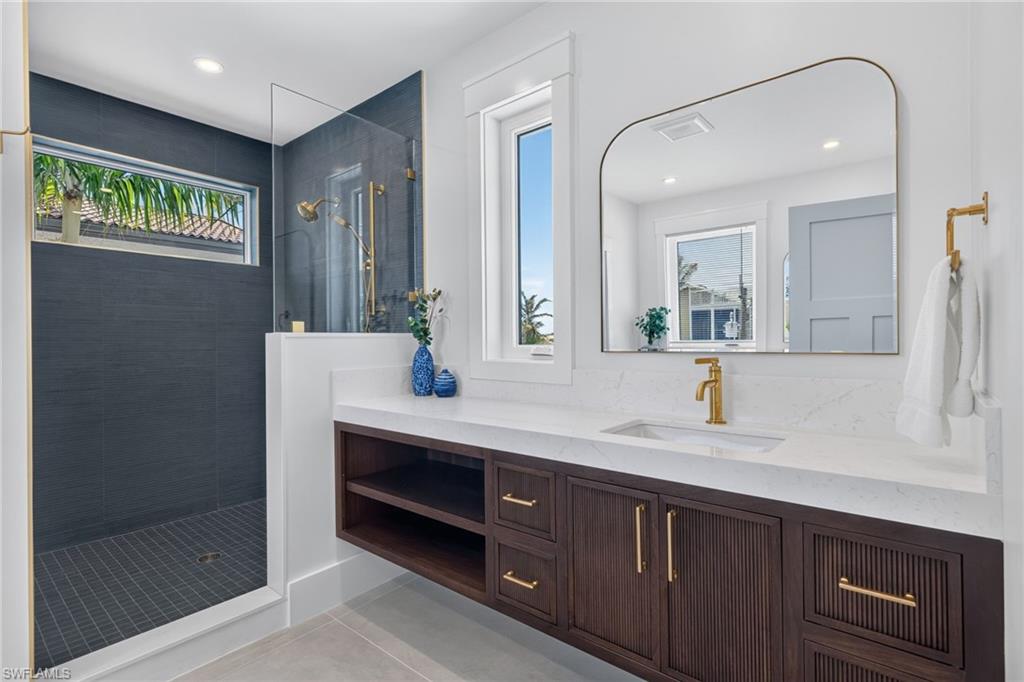 FA LANES BAYVIEW - Residential