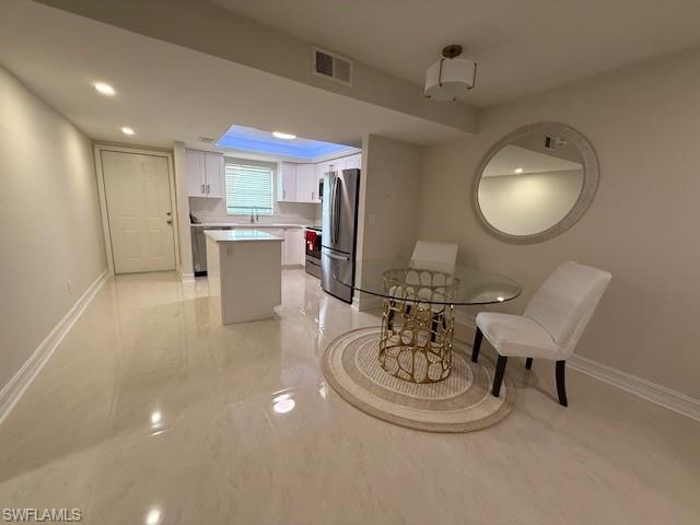 PINE HAVEN CONDO - Residential Lease
