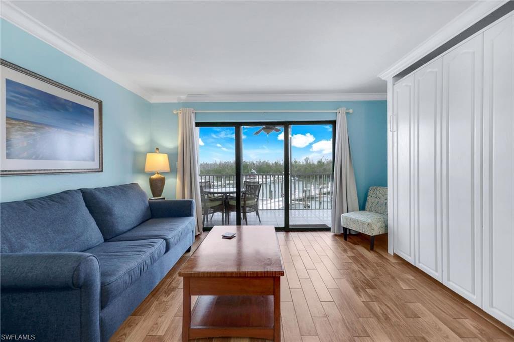 BAY VILLAS - Residential