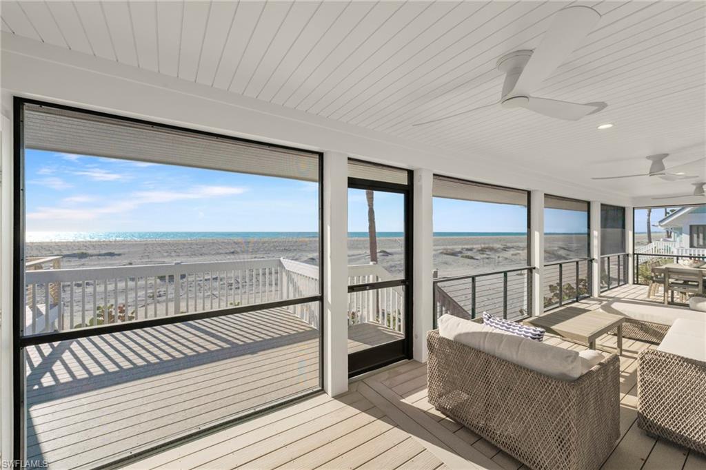 BEACH HOMES - Residential