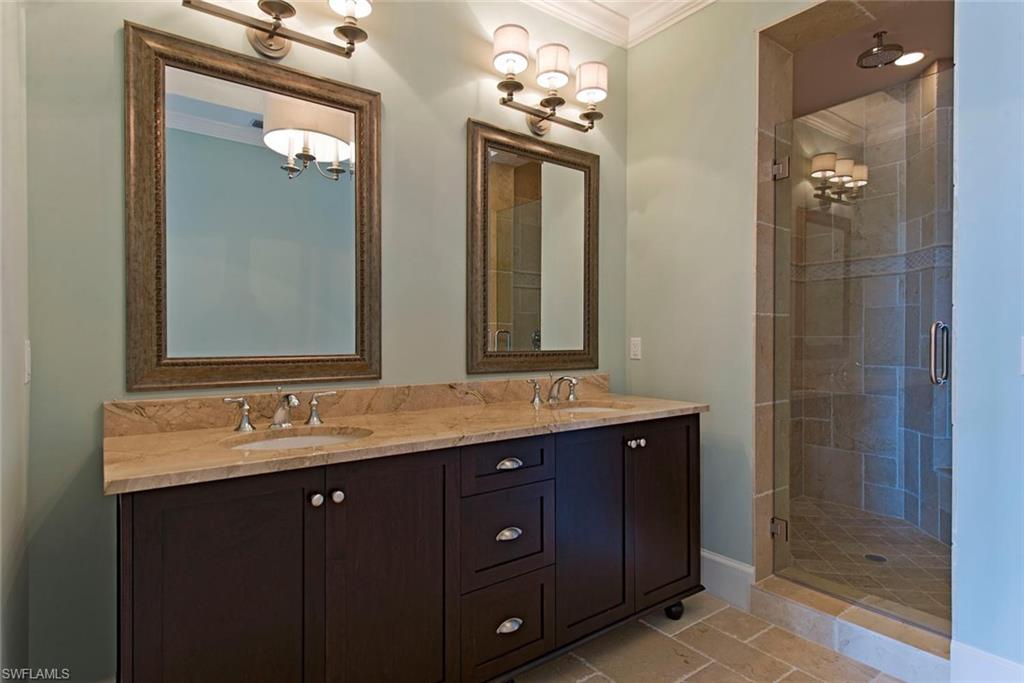 ROYAL HARBOR - Residential