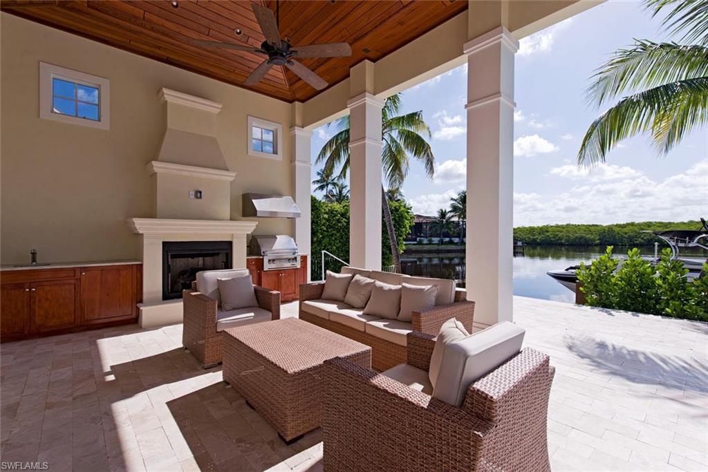 ROYAL HARBOR - Residential