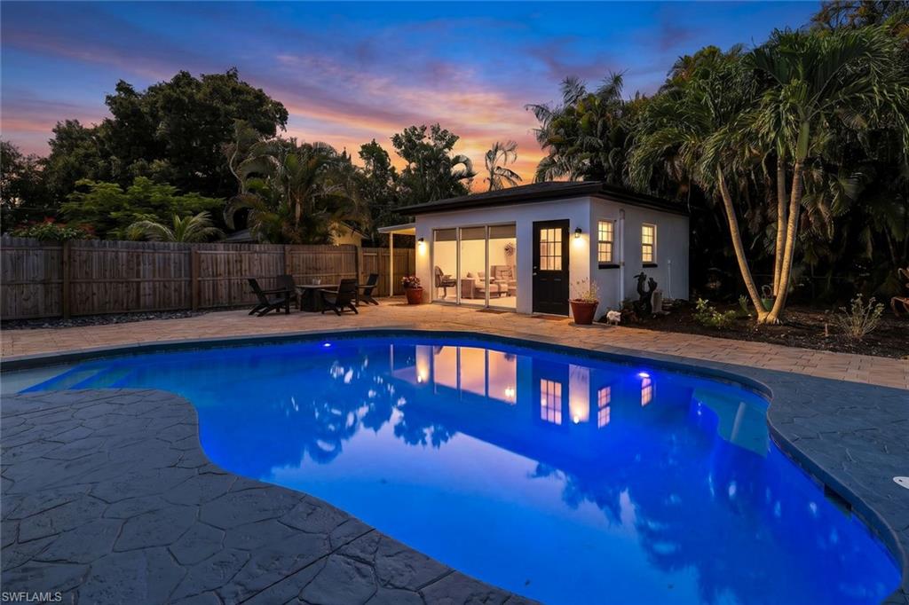 RIVIERA TERRACE - Residential