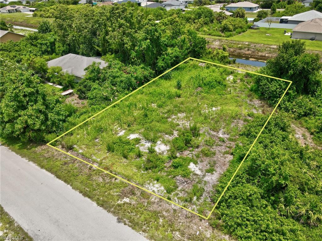 LEHIGH ACRES - Land