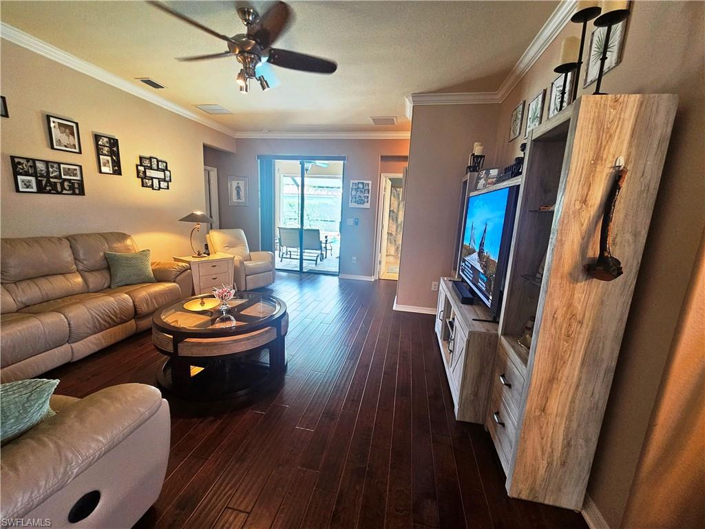 PROMENADE WEST - Residential