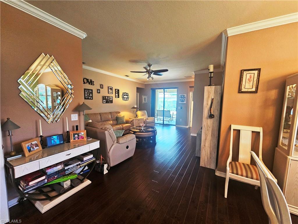 PROMENADE WEST - Residential
