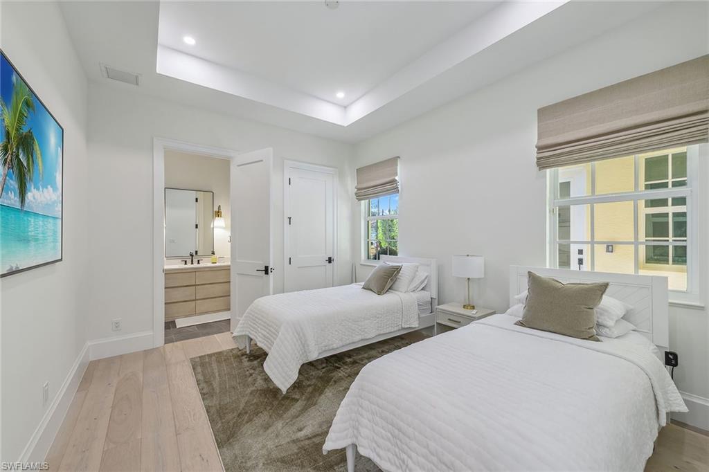 VIZCAYA AT BAY COLONY - Residential