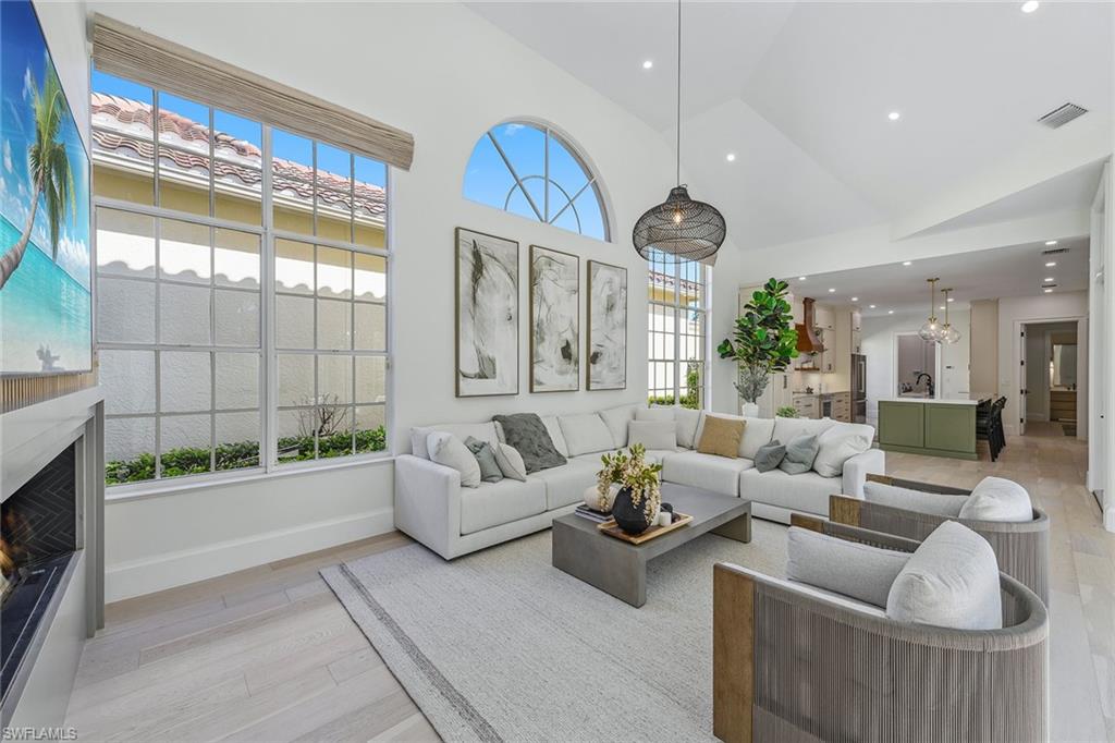 VIZCAYA AT BAY COLONY - Residential