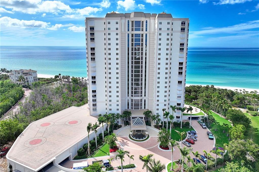 CONTESSA AT BAY COLONY - Residential