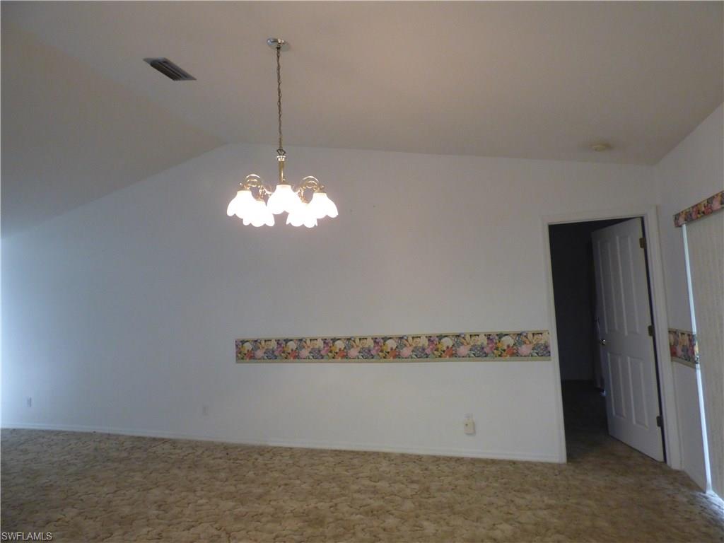 COUNTRY CLUB ESTATES - Residential