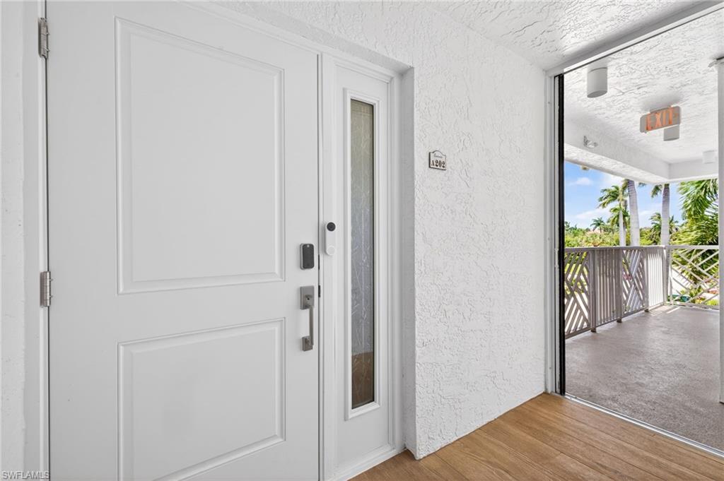 BEACHCOMBER CONDO - Residential