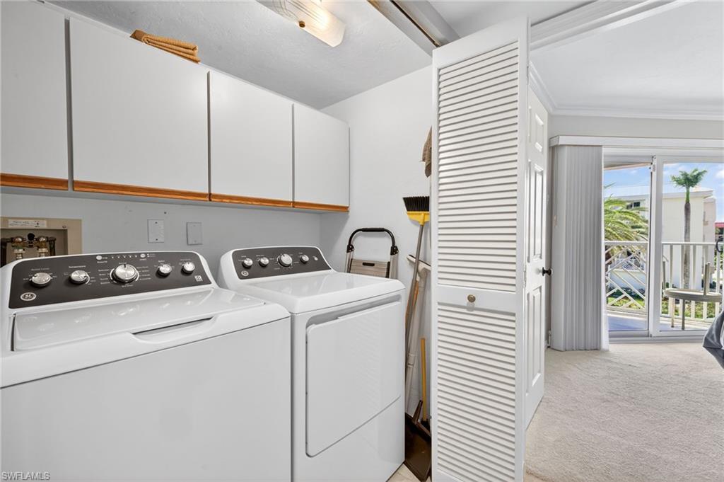 BEACHCOMBER CONDO - Residential