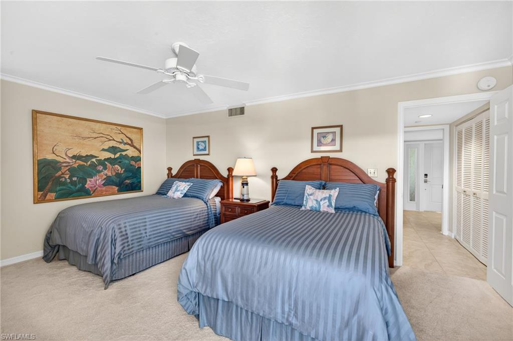 BEACHCOMBER CONDO - Residential