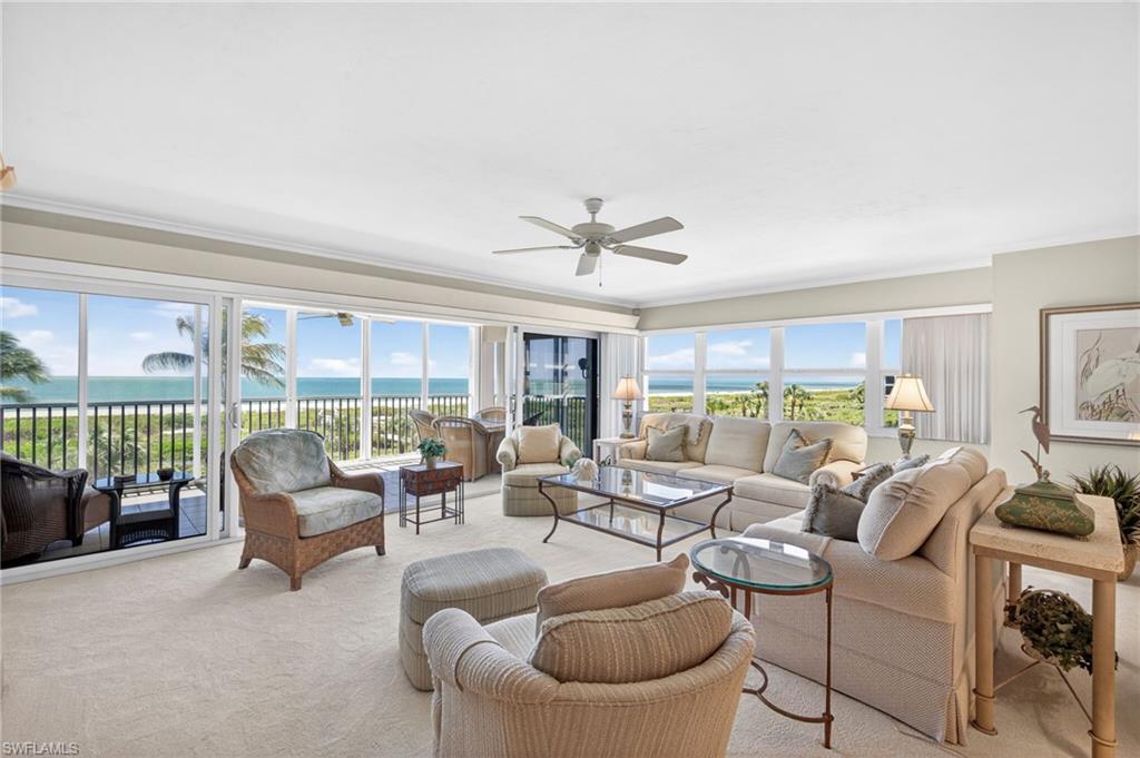 BEACHCOMBER CONDO - Residential
