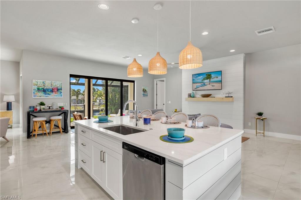 CAPE CORAL - Residential Lease