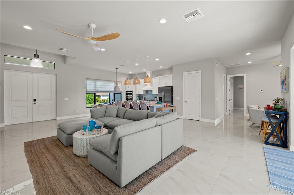 CAPE CORAL - Residential Lease