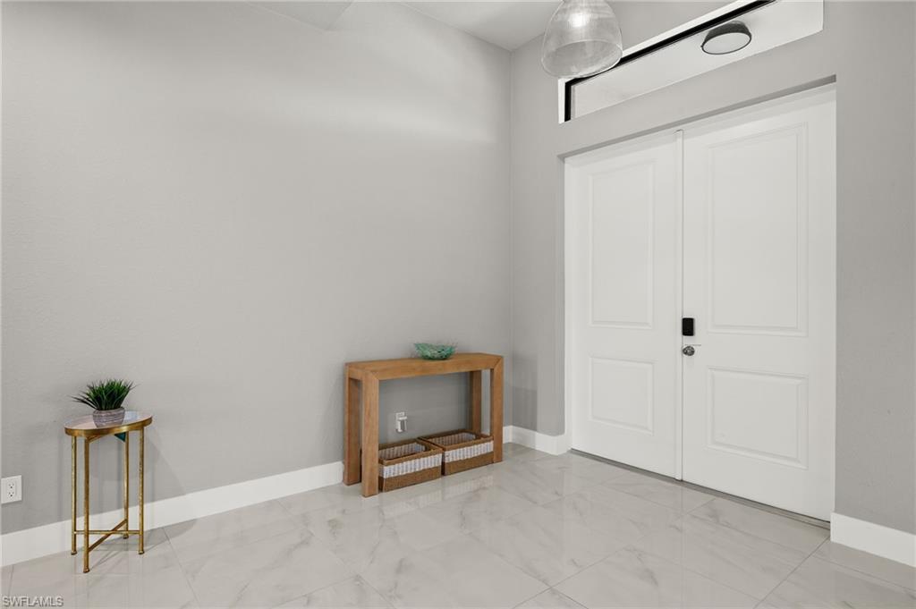 CAPE CORAL - Residential Lease