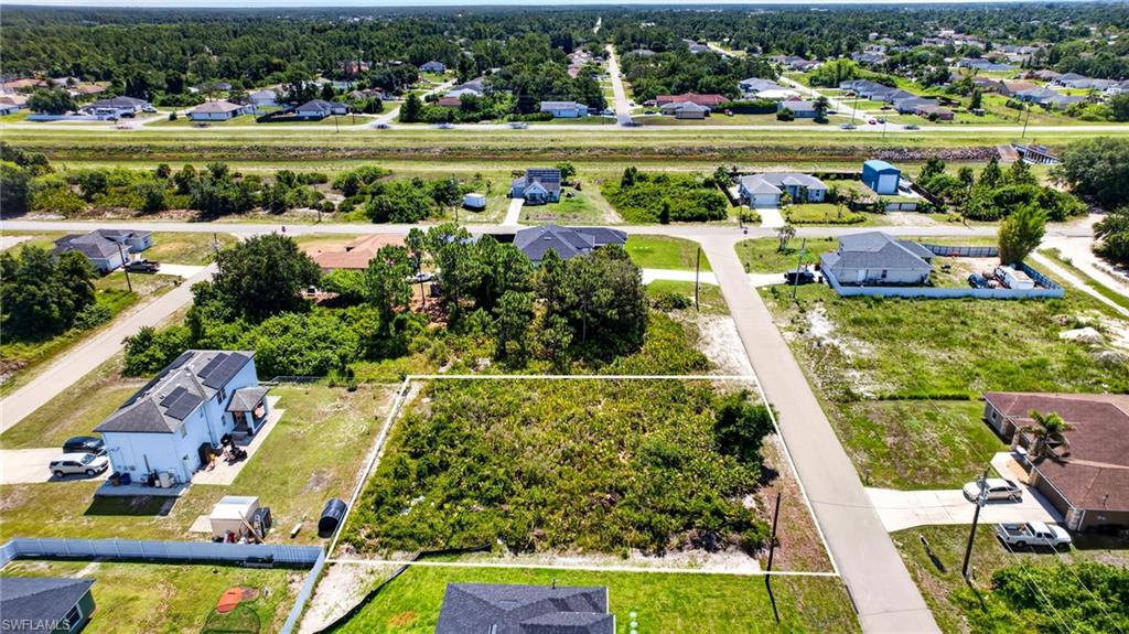 LEHIGH ACRES - Land