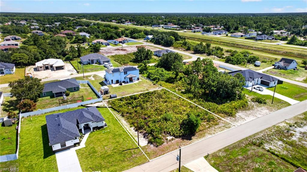 LEHIGH ACRES - Land