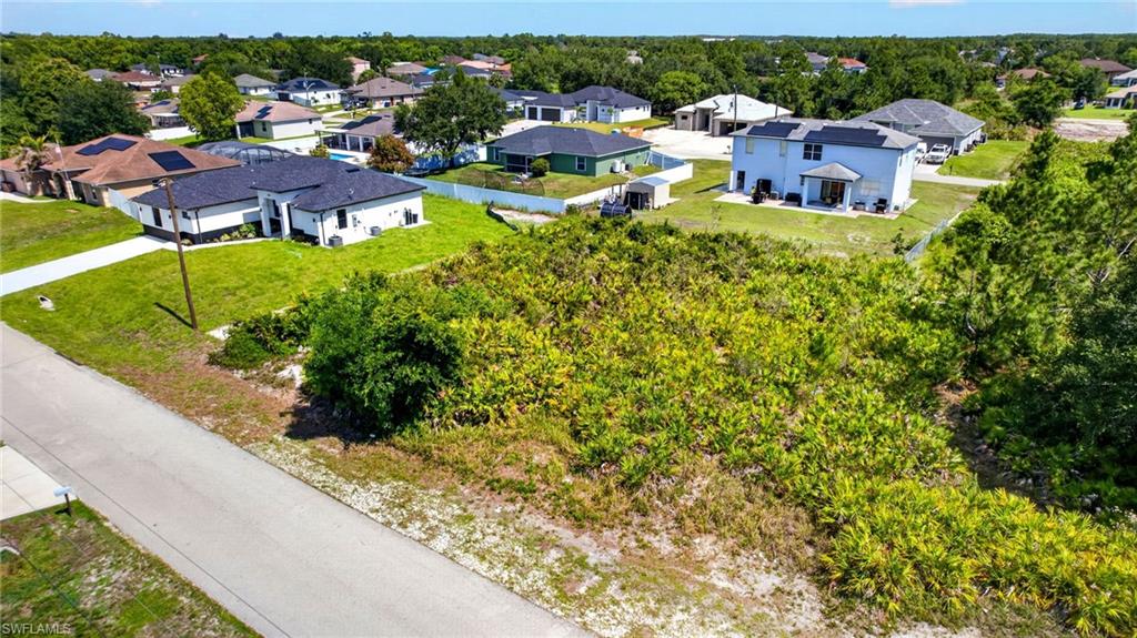 LEHIGH ACRES - Land